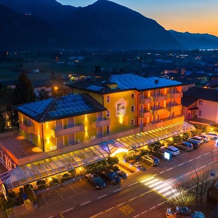 Hotel Castel Lodron Storo Dış mekan fotoğraf