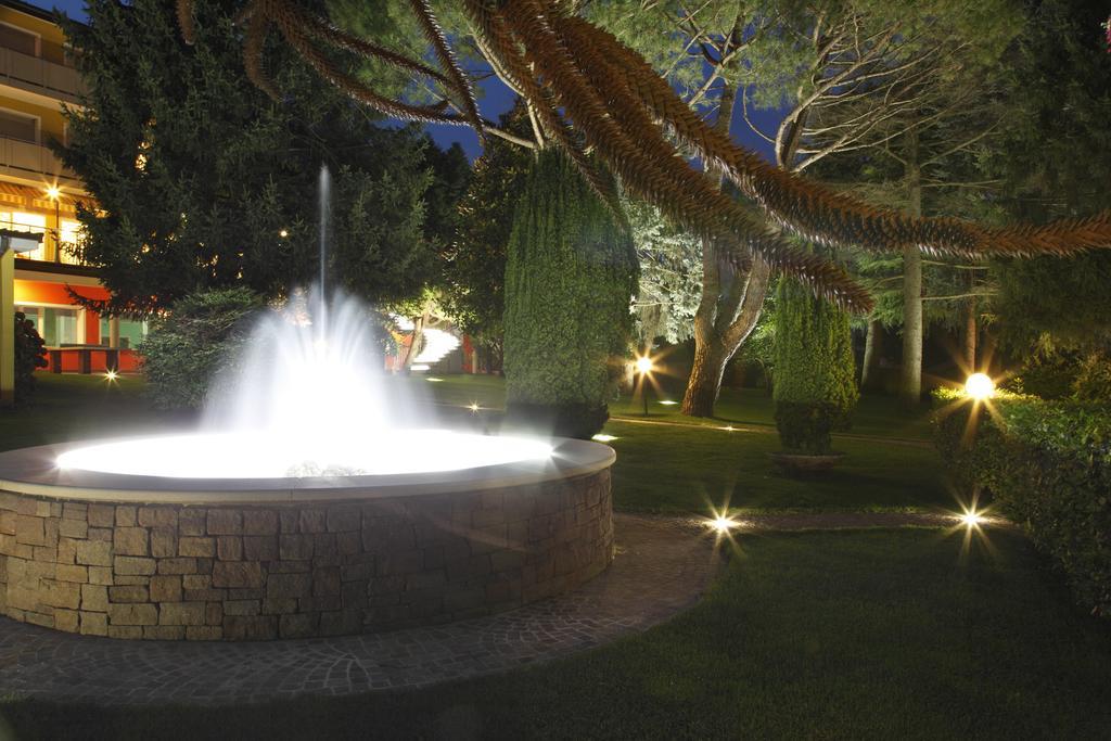 Hotel Castel Lodron Storo Dış mekan fotoğraf