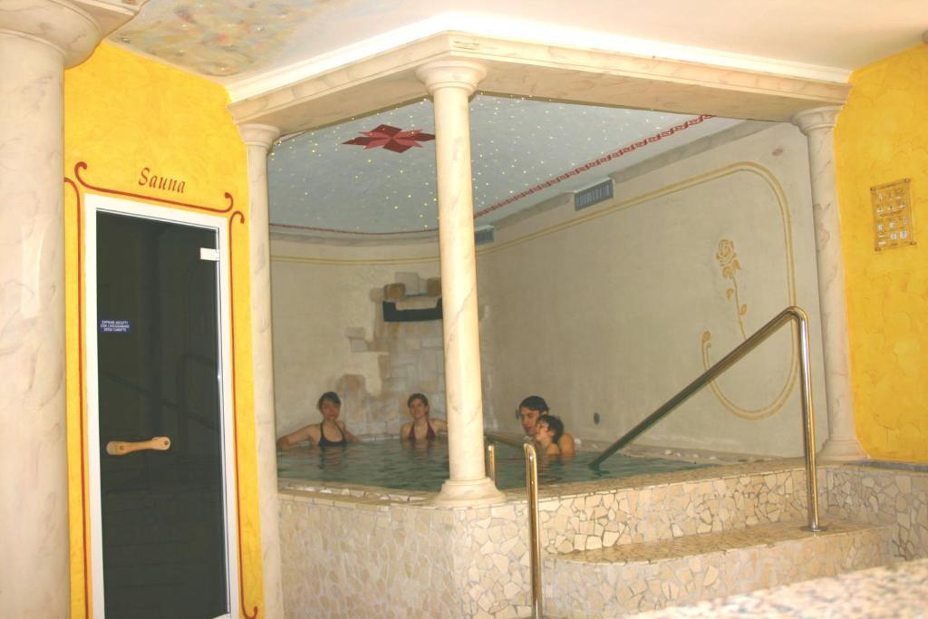 Hotel Castel Lodron Storo Dış mekan fotoğraf