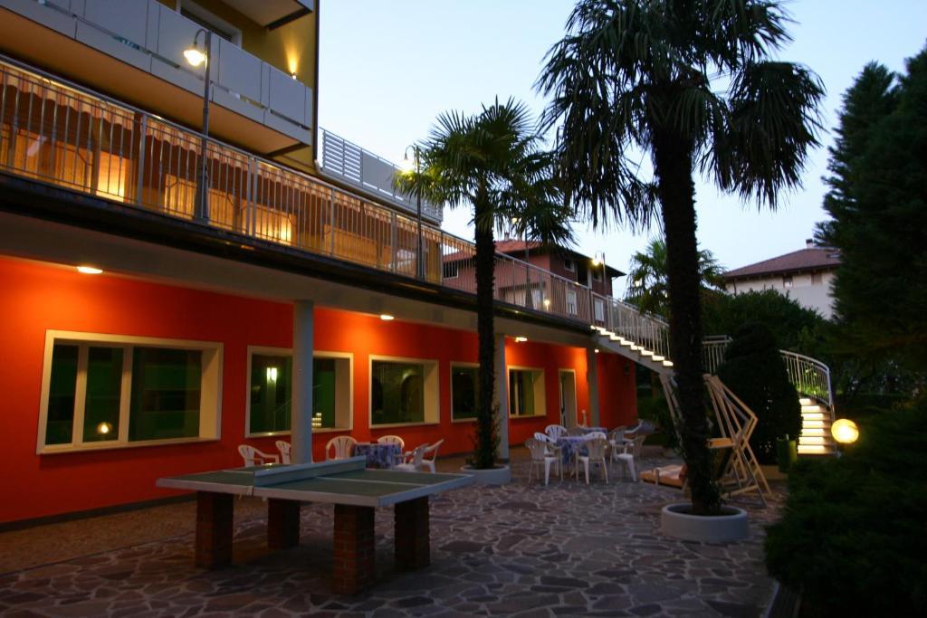 Hotel Castel Lodron Storo Dış mekan fotoğraf