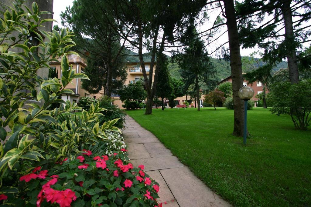 Hotel Castel Lodron Storo Dış mekan fotoğraf