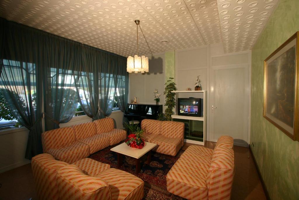Hotel Castel Lodron Storo Dış mekan fotoğraf