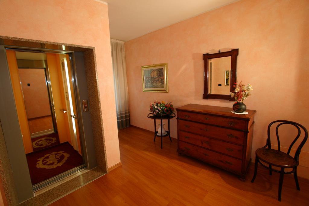 Hotel Castel Lodron Storo Dış mekan fotoğraf